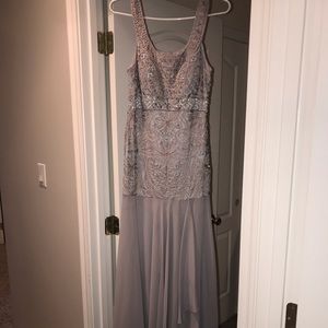 Women’s dress